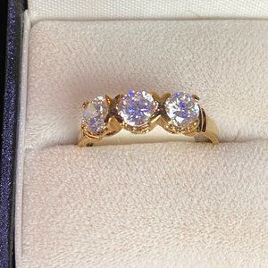 FAC Vintage Paramount 3 Stone Ring Size 8